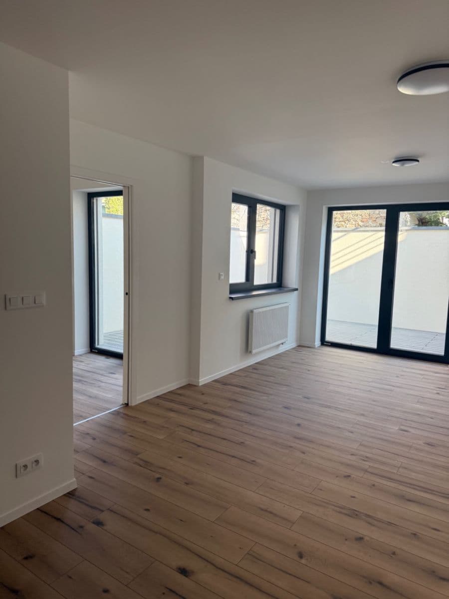 Pronájem bytu 2+kk 50 m², Blatného, Brno, Jihomoravský kraj Pronájem bytu 2+kk 50 m², Blatného, Brno, Jihomoravský kraj