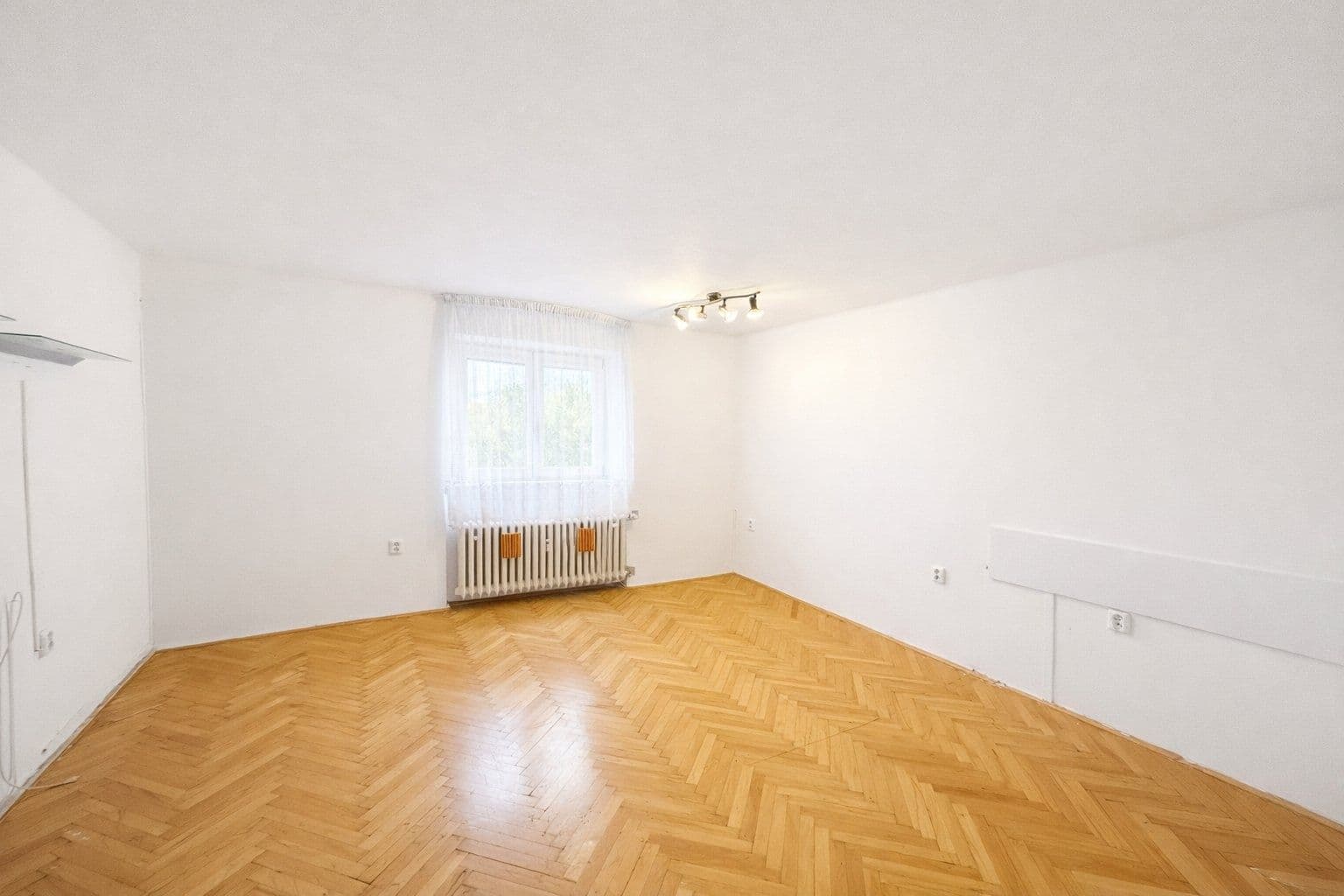 Pronájem bytu 1+1 52 m², náměstí 14. října, Praha, Praha Pronájem bytu 1+1 52 m², náměstí 14. října, Praha, Praha