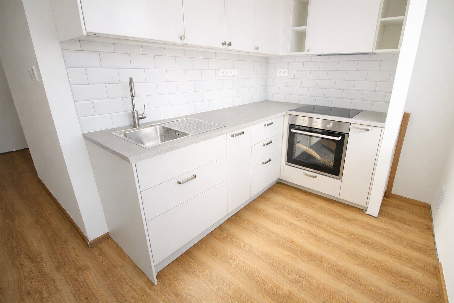 Pronájem bytu 1+1 35 m², Hostýnská, Praha, Praha Pronájem bytu 1+1 35 m², Hostýnská, Praha, Praha