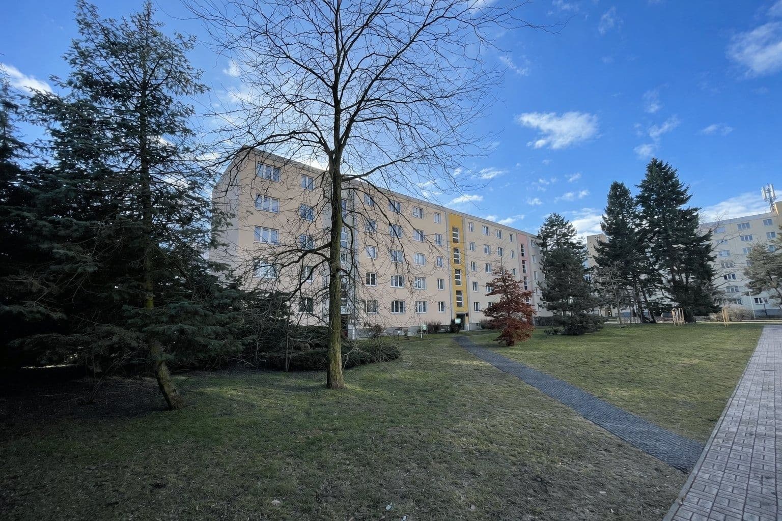 Pronájem bytu 1+1 35 m², Hostýnská, Praha, Praha Pronájem bytu 1+1 35 m², Hostýnská, Praha, Praha