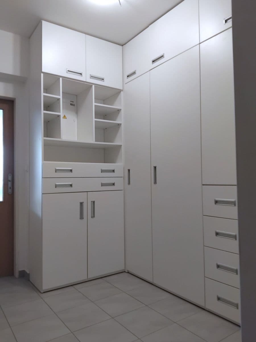 Prodej bytu 2+kk 63 m², Na Okruhu, Jesenice, Středočeský kraj Prodej bytu 2+kk 63 m², Na Okruhu, Jesenice, Středočeský kraj