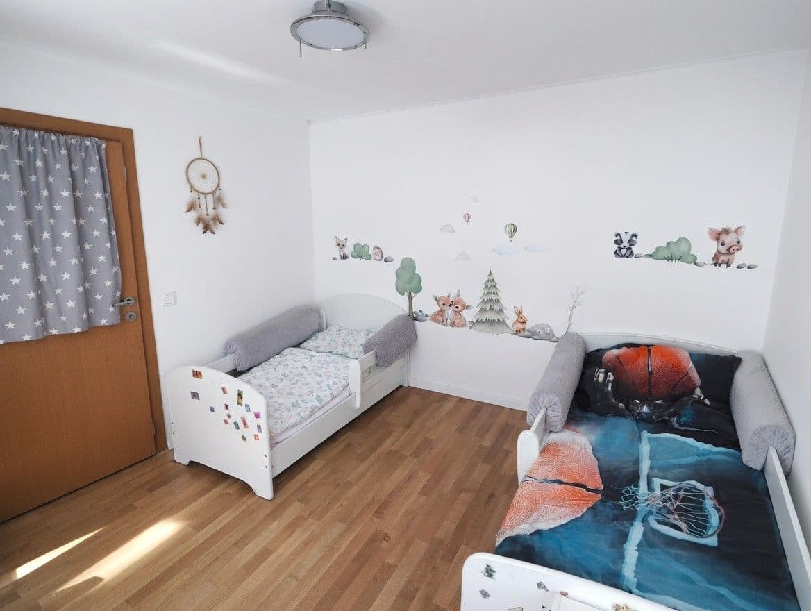 Prodej bytu 2+kk 63 m², Na Okruhu, Jesenice, Středočeský kraj Prodej bytu 2+kk 63 m², Na Okruhu, Jesenice, Středočeský kraj