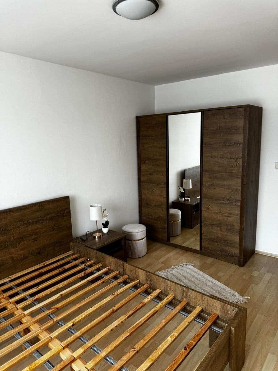 Pronájem bytu 2+kk 48 m², Rubešova, Benešov, Středočeský kraj Pronájem bytu 2+kk 48 m², Rubešova, Benešov, Středočeský kraj