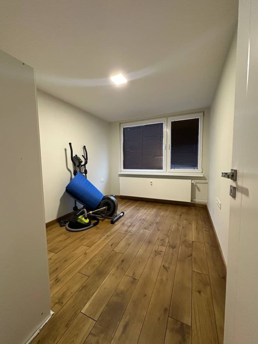 Pronájem bytu 3+1 70 m², Láskova, Praha, Praha Pronájem bytu 3+1 70 m², Láskova, Praha, Praha