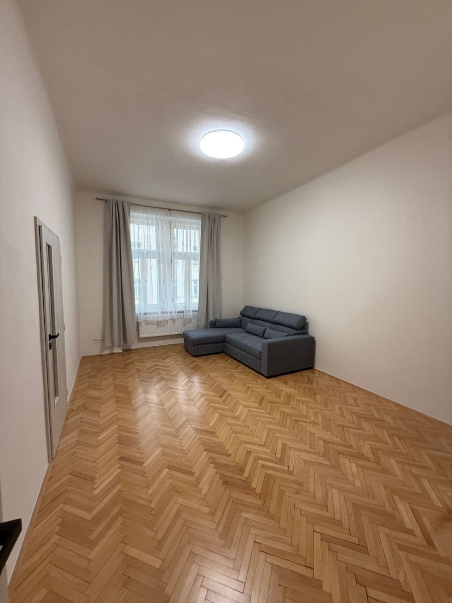 Pronájem bytu 2+kk 63 m², Schnirchova, Praha, Praha Pronájem bytu 2+kk 63 m², Schnirchova, Praha, Praha