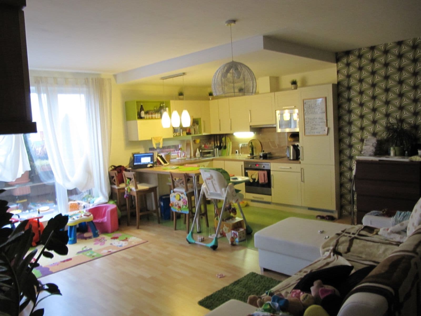 Pronájem bytu 3+1 98 m², Chotěšovská, Praha, Praha Pronájem bytu 3+1 98 m², Chotěšovská, Praha, Praha