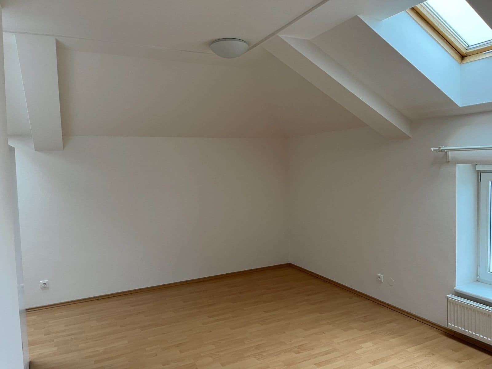 Prodej bytu 1+kk 38 m², Boloňská, Praha, Praha Prodej bytu 1+kk 38 m², Boloňská, Praha, Praha