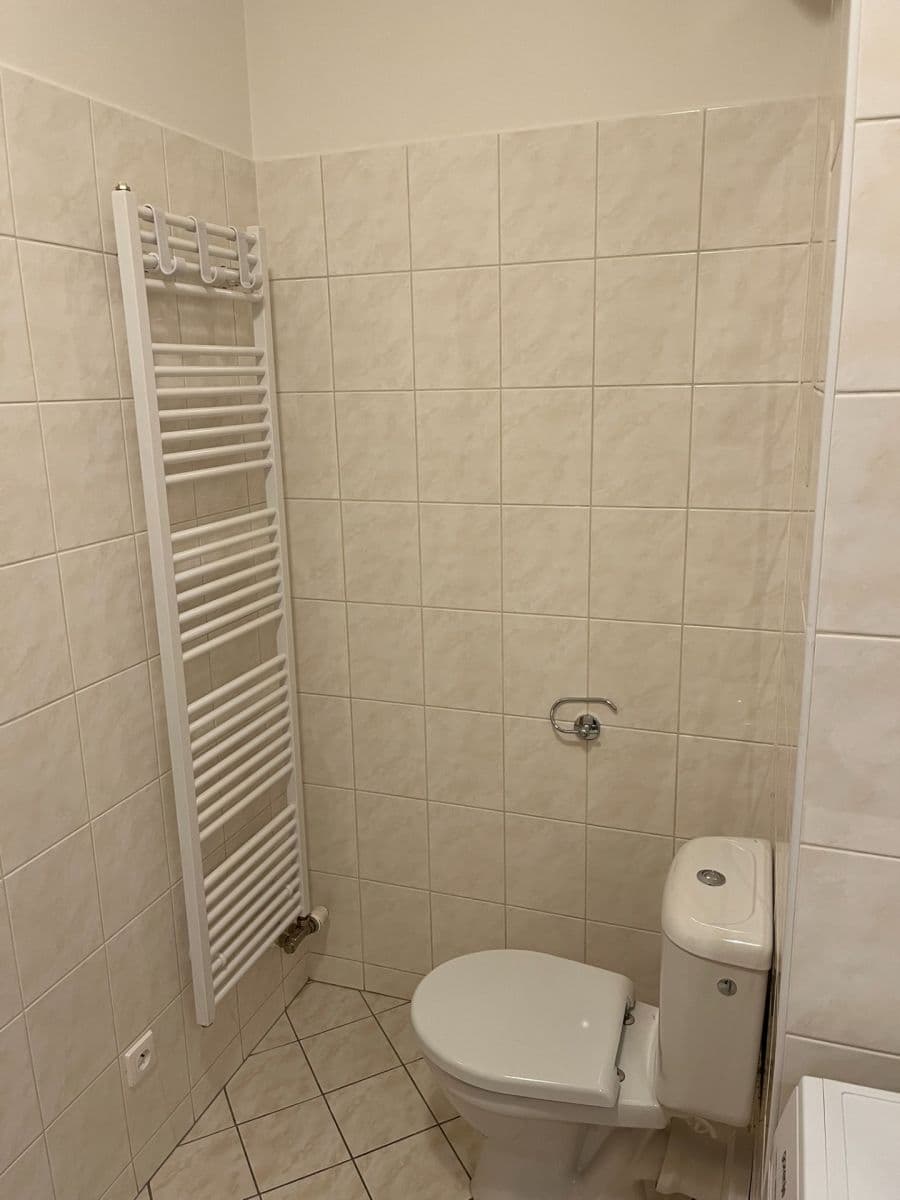Prodej bytu 1+kk 38 m², Boloňská, Praha, Praha Prodej bytu 1+kk 38 m², Boloňská, Praha, Praha