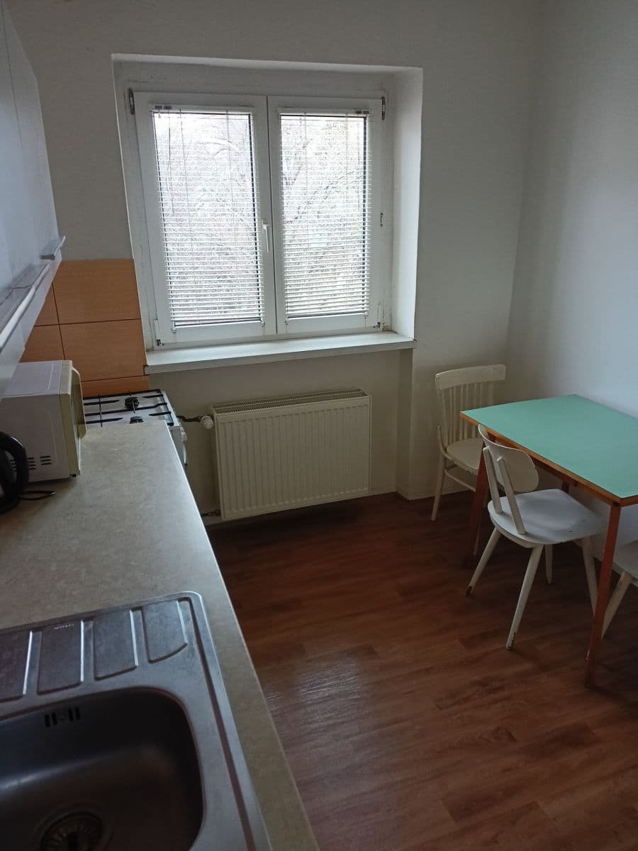 Pronájem bytu 2+1 50 m², Svatopluka Čecha, Kroměříž, Zlínský kraj Pronájem bytu 2+1 50 m², Svatopluka Čecha, Kroměříž, Zlínský kraj