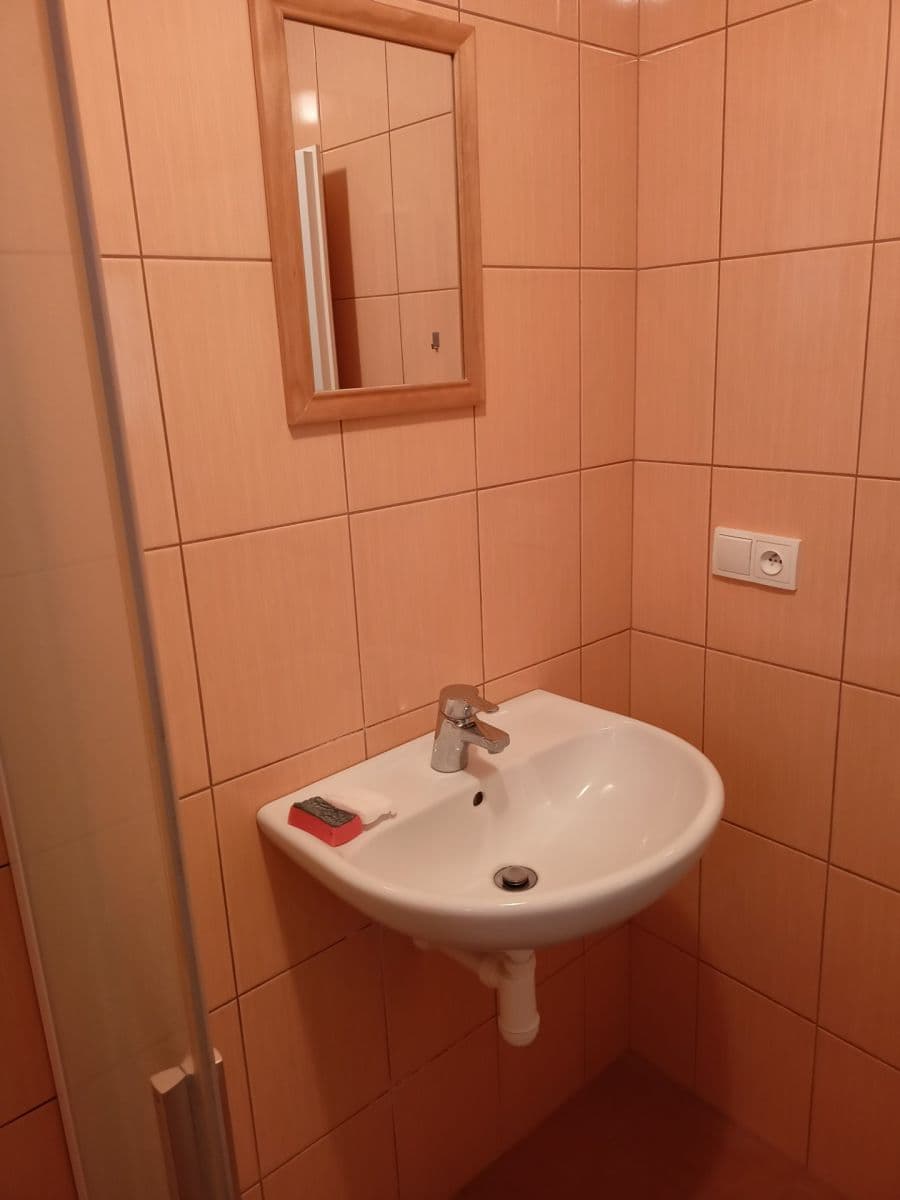 Pronájem bytu 2+1 50 m², Svatopluka Čecha, Kroměříž, Zlínský kraj Pronájem bytu 2+1 50 m², Svatopluka Čecha, Kroměříž, Zlínský kraj