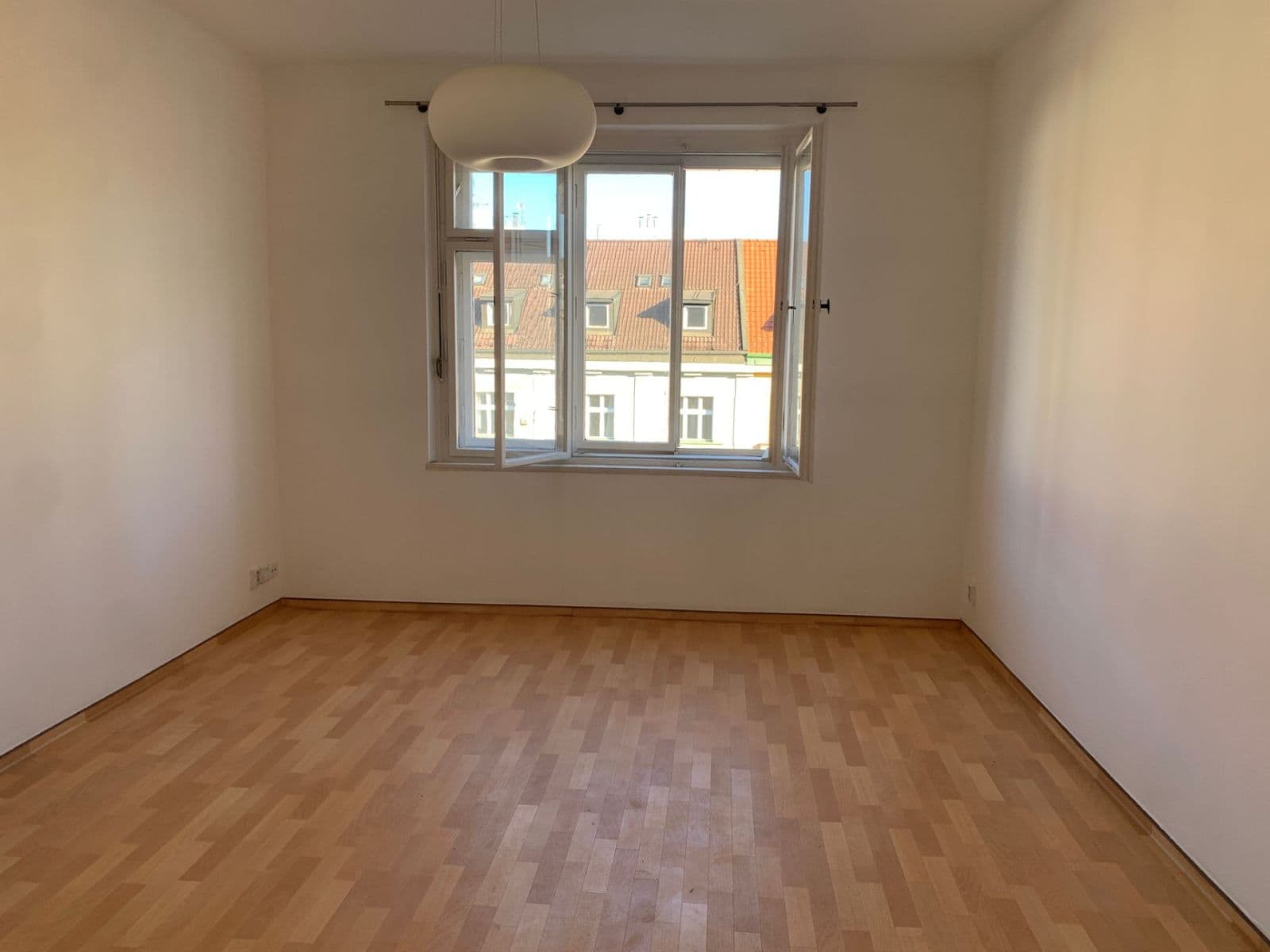 Pronájem bytu 1+kk 27 m², Vršovická, Praha, Praha Pronájem bytu 1+kk 27 m², Vršovická, Praha, Praha