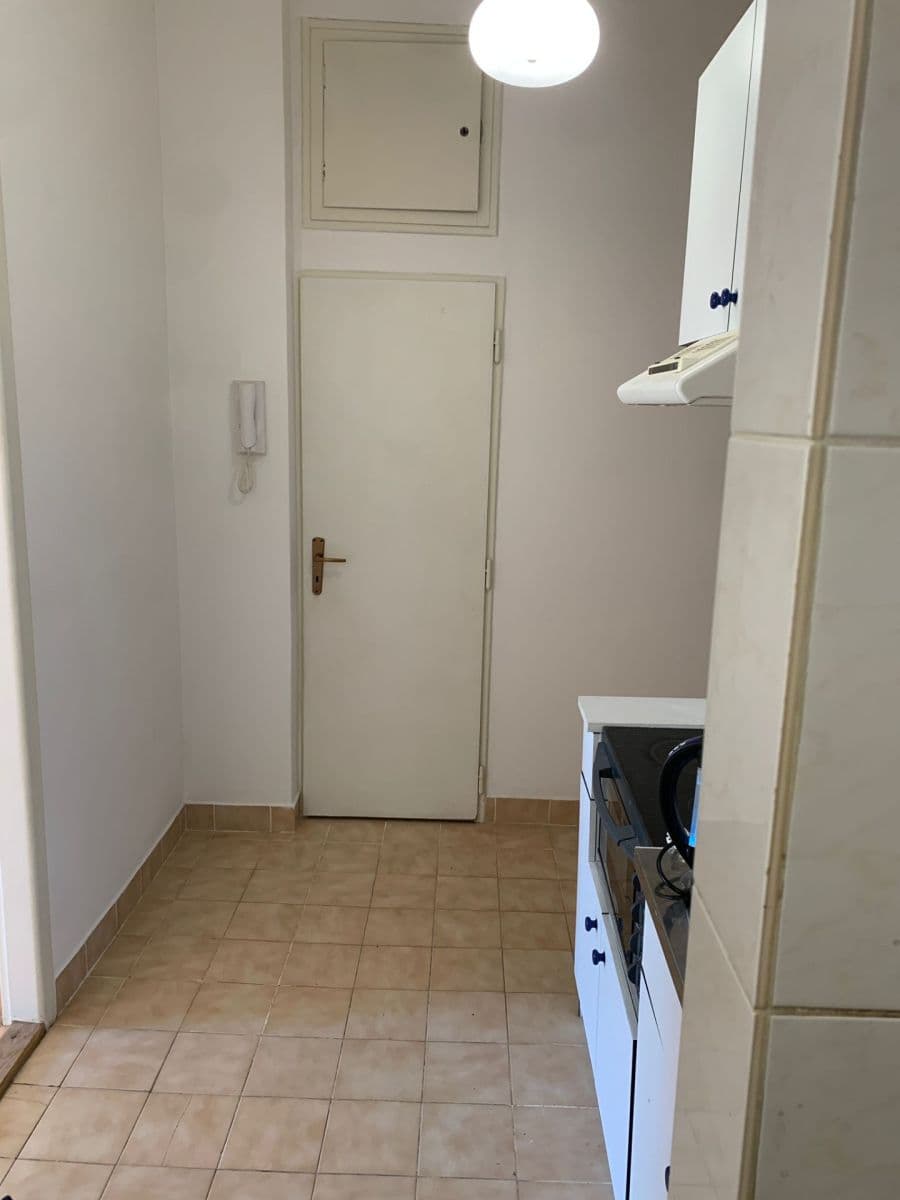 Pronájem bytu 1+kk 27 m², Vršovická, Praha, Praha Pronájem bytu 1+kk 27 m², Vršovická, Praha, Praha