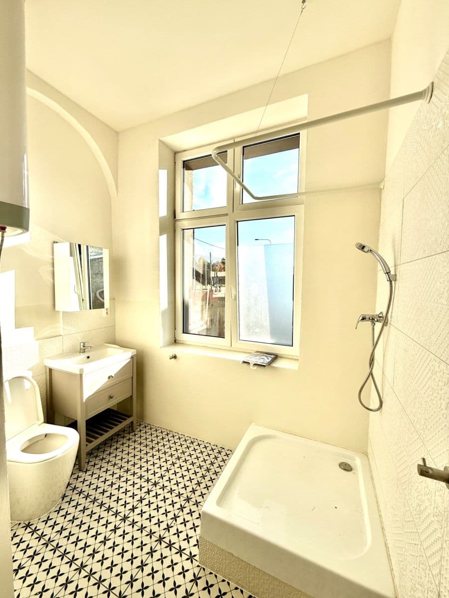 Pronájem bytu 1+kk 38 m², Stará cesta, Ostrava, Moravskoslezský kraj Pronájem bytu 1+kk 38 m², Stará cesta, Ostrava, Moravskoslezský kraj