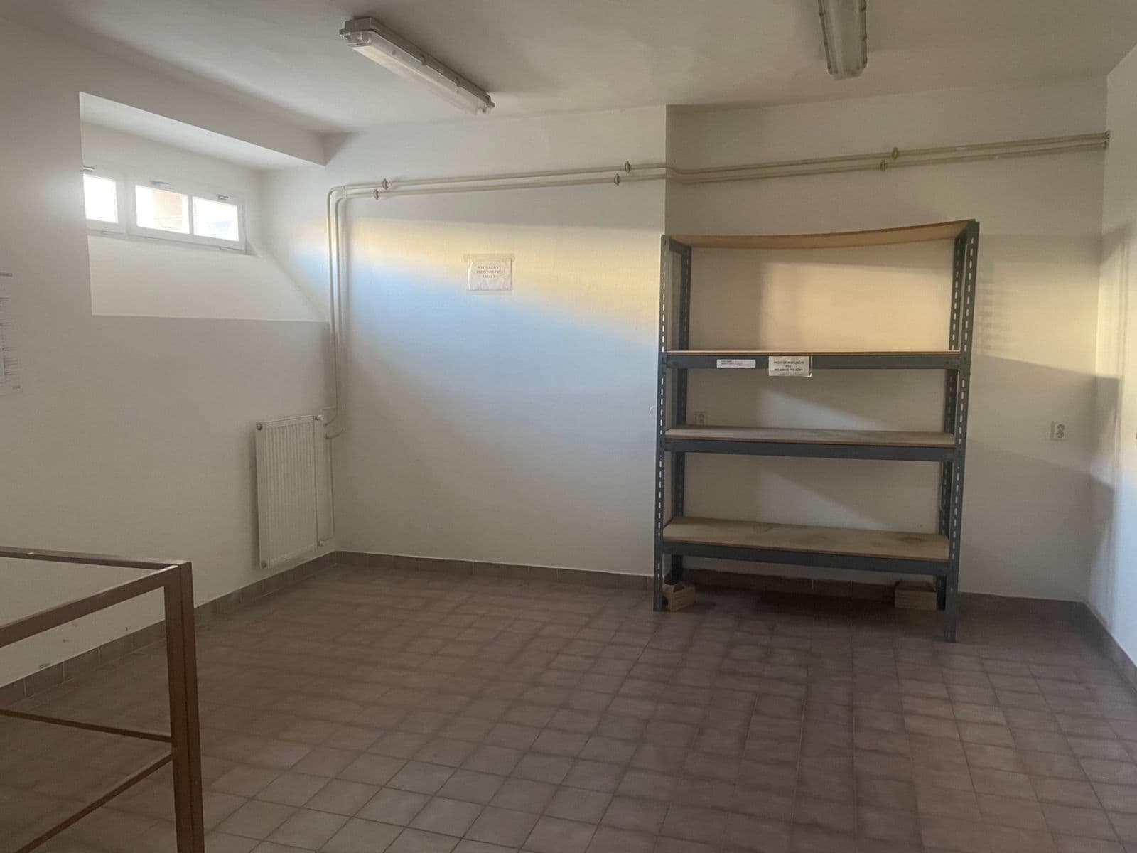 Pronájem nebytového prostoru 140 m², U Zeměpisného ústavu, Praha, Praha Pronájem nebytového prostoru 140 m², U Zeměpisného ústavu, Praha, Praha