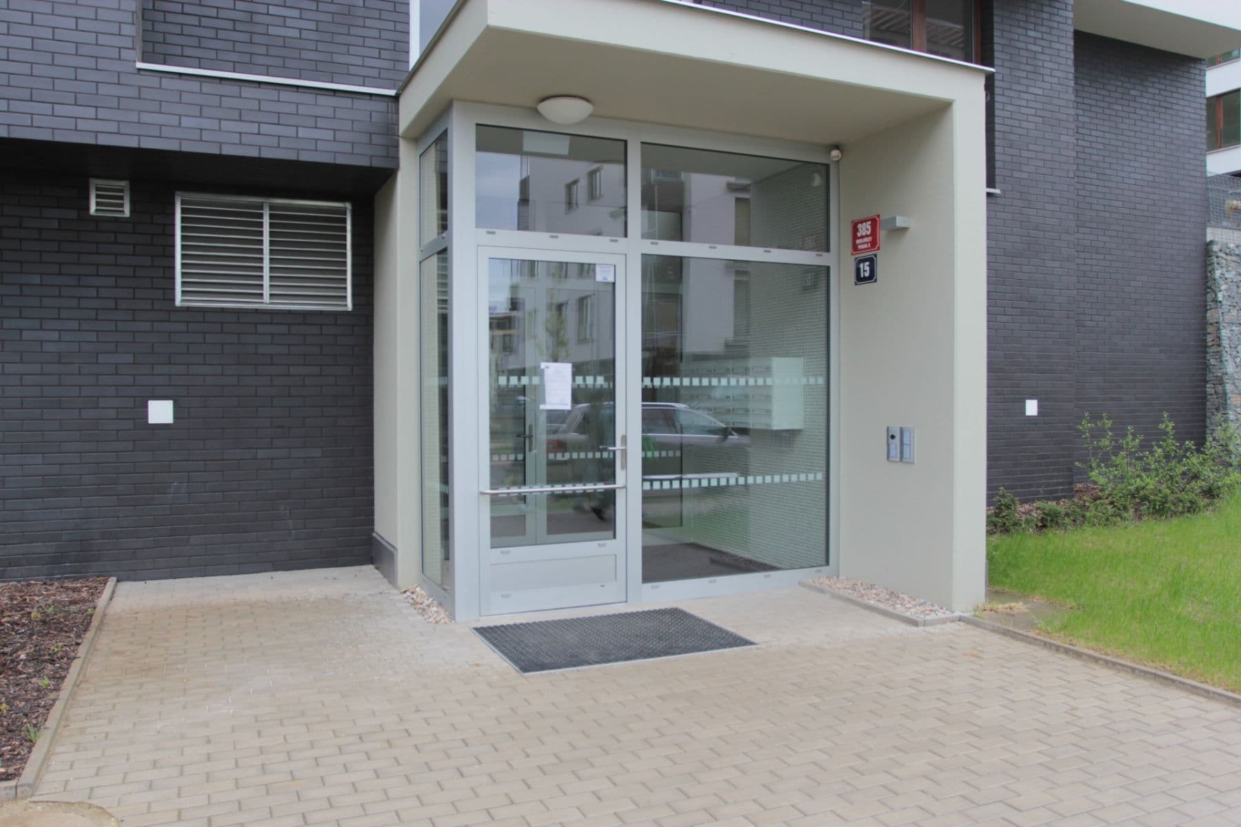 Prodej bytu 2+kk 65 m², Učňovská, Praha, Praha Prodej bytu 2+kk 65 m², Učňovská, Praha, Praha