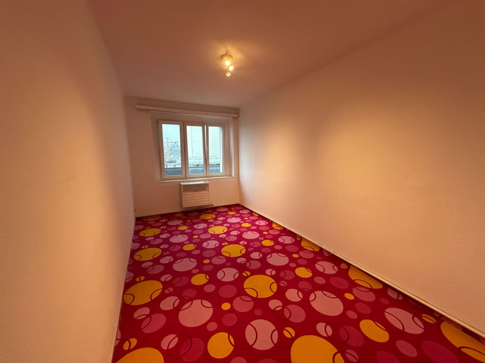 Pronájem bytu 2+kk 48 m², Křížová, Praha, Praha Pronájem bytu 2+kk 48 m², Křížová, Praha, Praha