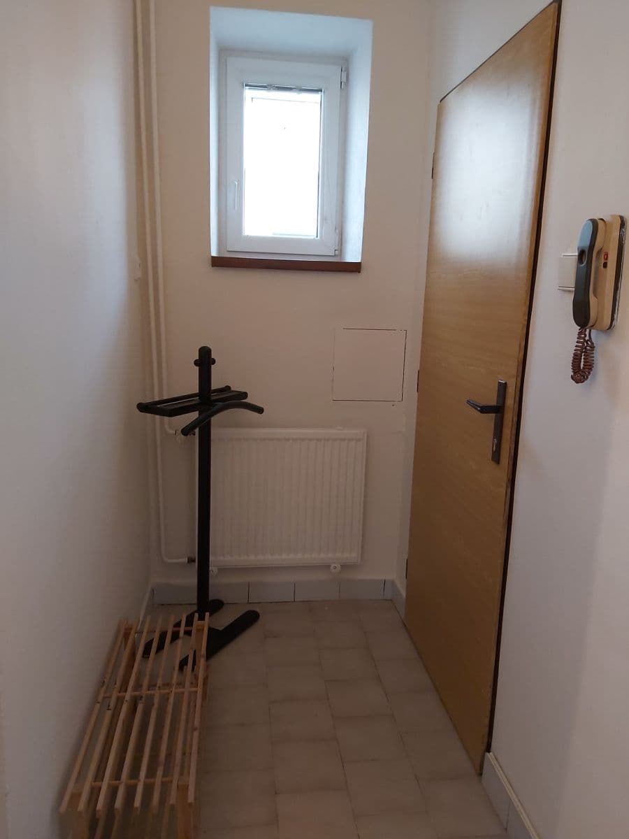 Prodej bytu 2+1 45 m², L. B. Schneidera, České Budějovice, Jihočeský kraj Prodej bytu 2+1 45 m², L. B. Schneidera, České Budějovice, Jihočeský kraj