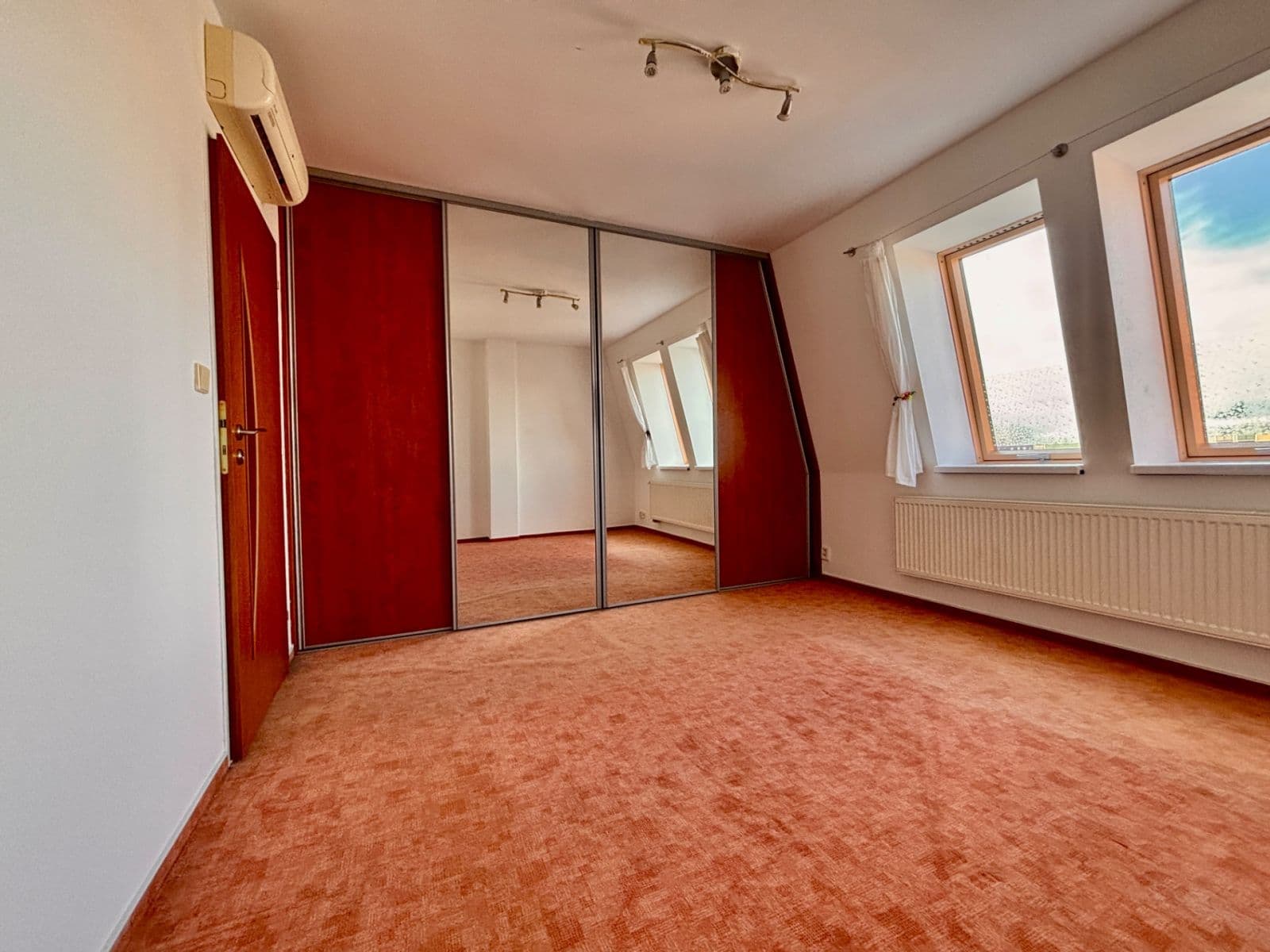 Pronájem bytu 3+kk 64 m², Handkeho, Olomouc, Olomoucký kraj Pronájem bytu 3+kk 64 m², Handkeho, Olomouc, Olomoucký kraj