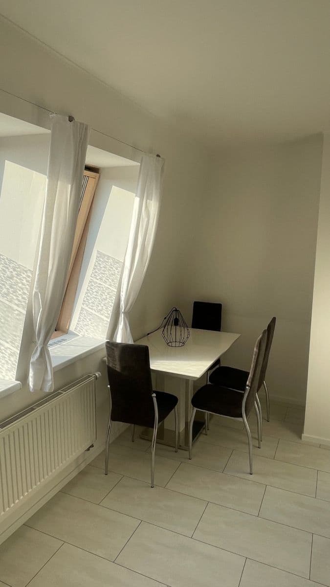 Pronájem bytu 3+kk 64 m², Handkeho, Olomouc, Olomoucký kraj Pronájem bytu 3+kk 64 m², Handkeho, Olomouc, Olomoucký kraj