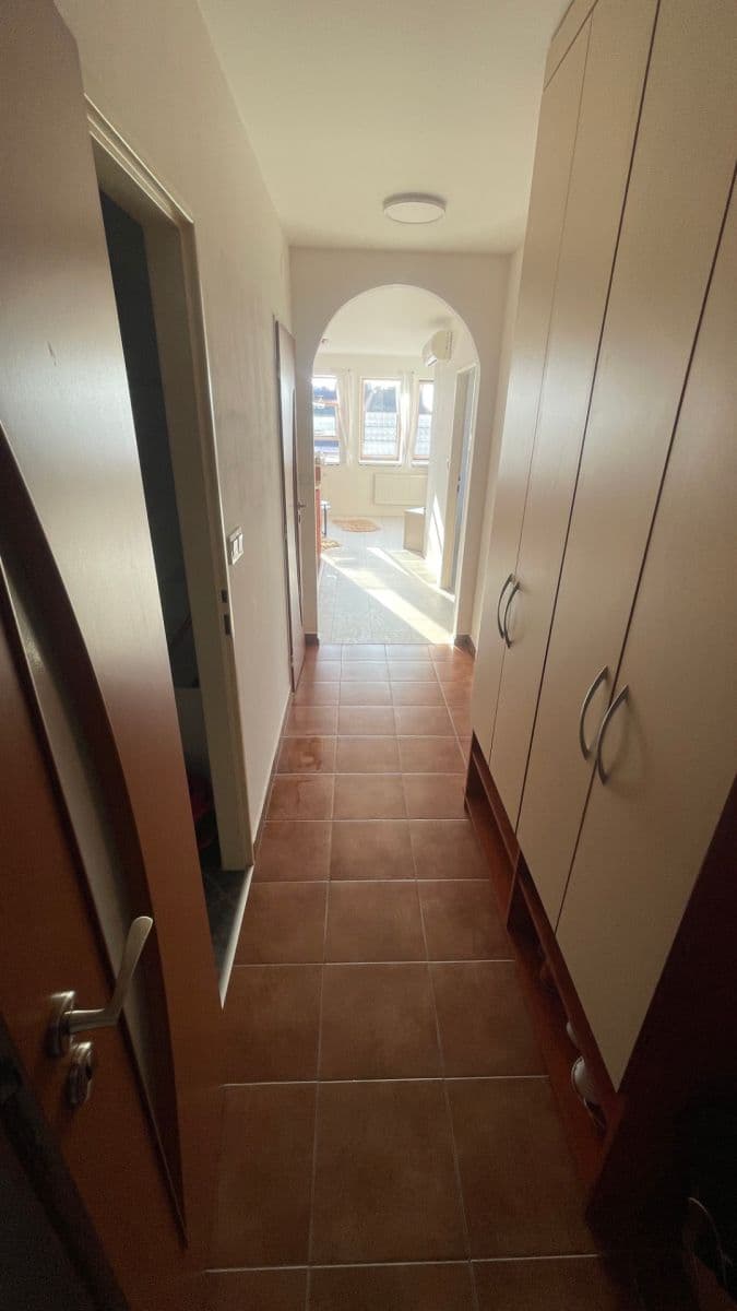 Pronájem bytu 3+kk 64 m², Handkeho, Olomouc, Olomoucký kraj Pronájem bytu 3+kk 64 m², Handkeho, Olomouc, Olomoucký kraj