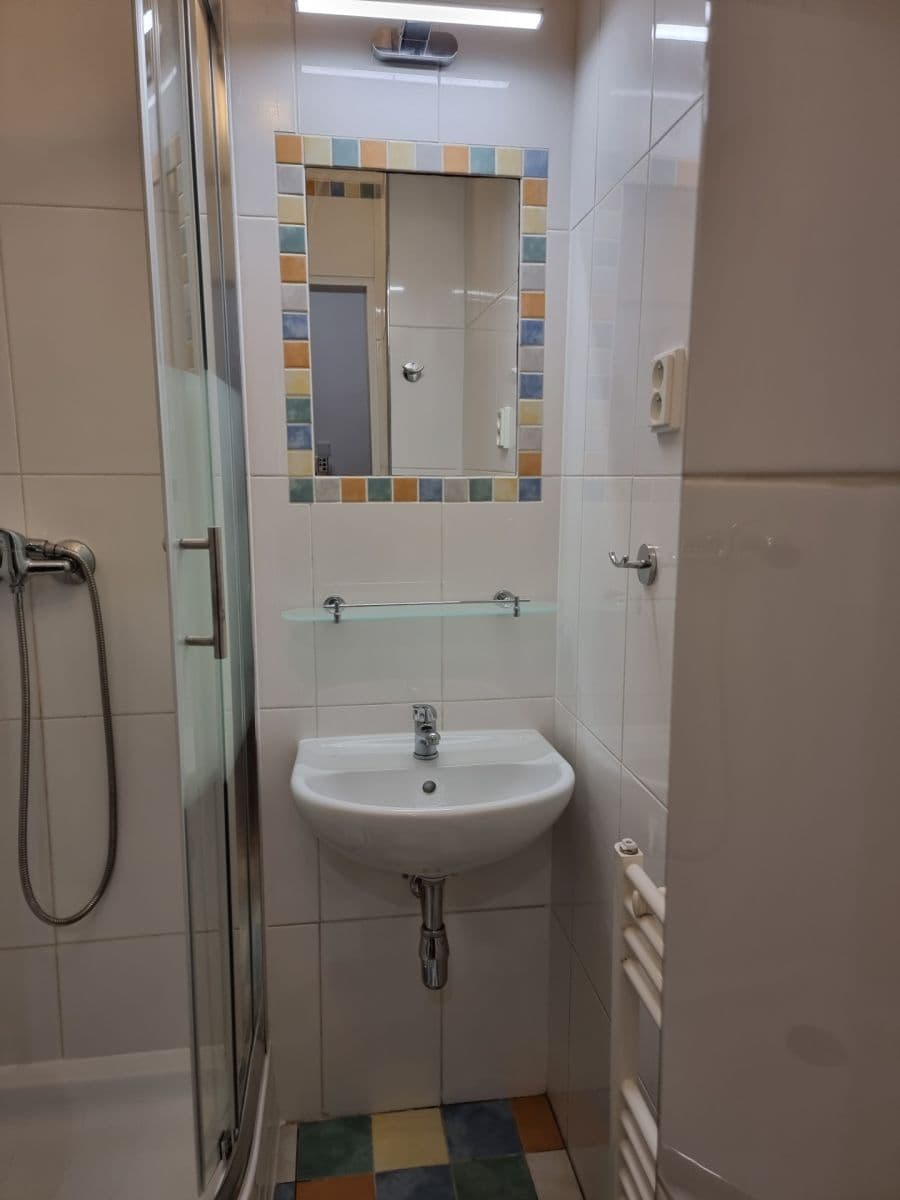 Pronájem bytu 2+kk 38 m², Krokova, Praha, Praha Pronájem bytu 2+kk 38 m², Krokova, Praha, Praha