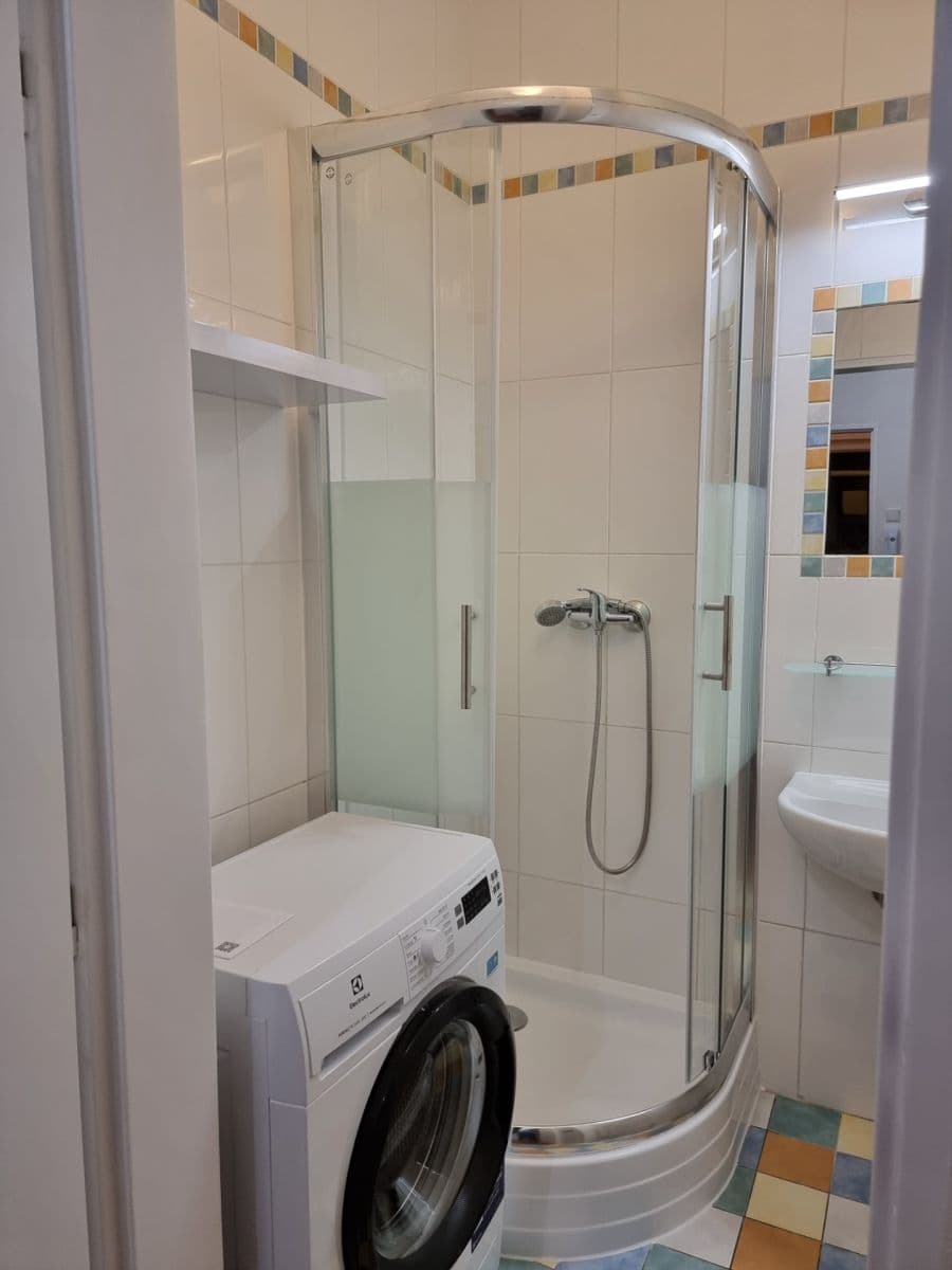 Pronájem bytu 2+kk 38 m², Krokova, Praha, Praha Pronájem bytu 2+kk 38 m², Krokova, Praha, Praha