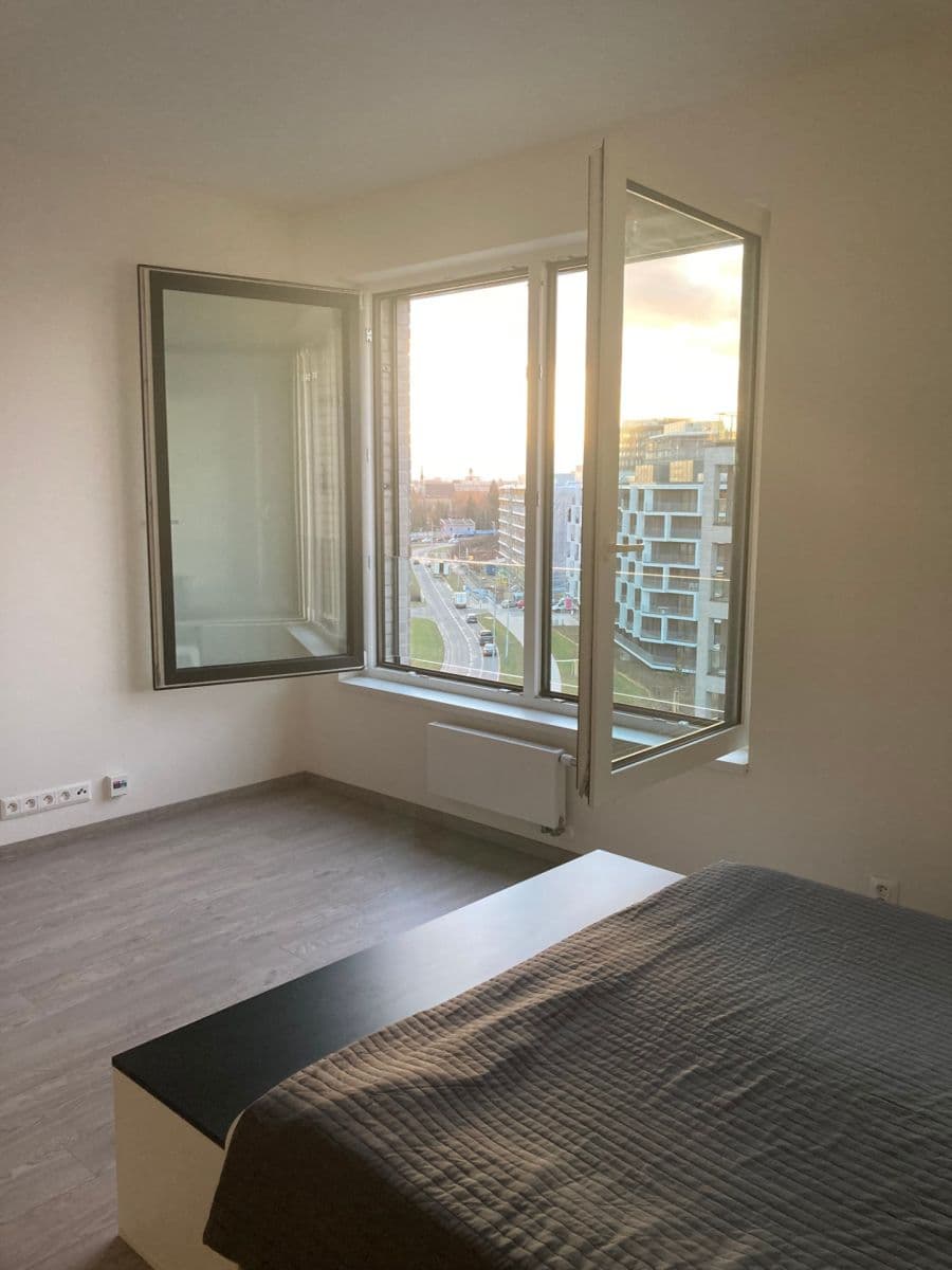 Pronájem bytu 1+kk 38 m², Počernická, Praha, Praha Pronájem bytu 1+kk 38 m², Počernická, Praha, Praha