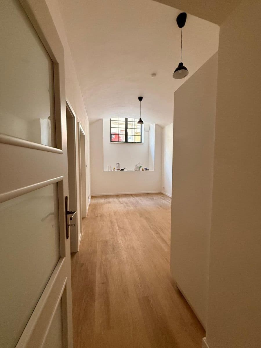 Pronájem bytu 2+kk 44 m², Chlumova, Praha, Praha Pronájem bytu 2+kk 44 m², Chlumova, Praha, Praha
