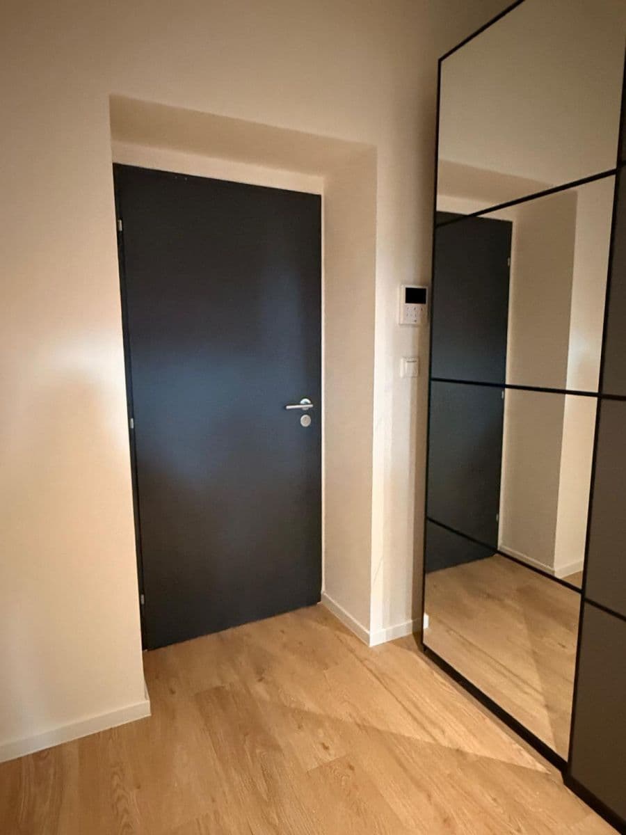 Pronájem bytu 2+kk 44 m², Chlumova, Praha, Praha Pronájem bytu 2+kk 44 m², Chlumova, Praha, Praha
