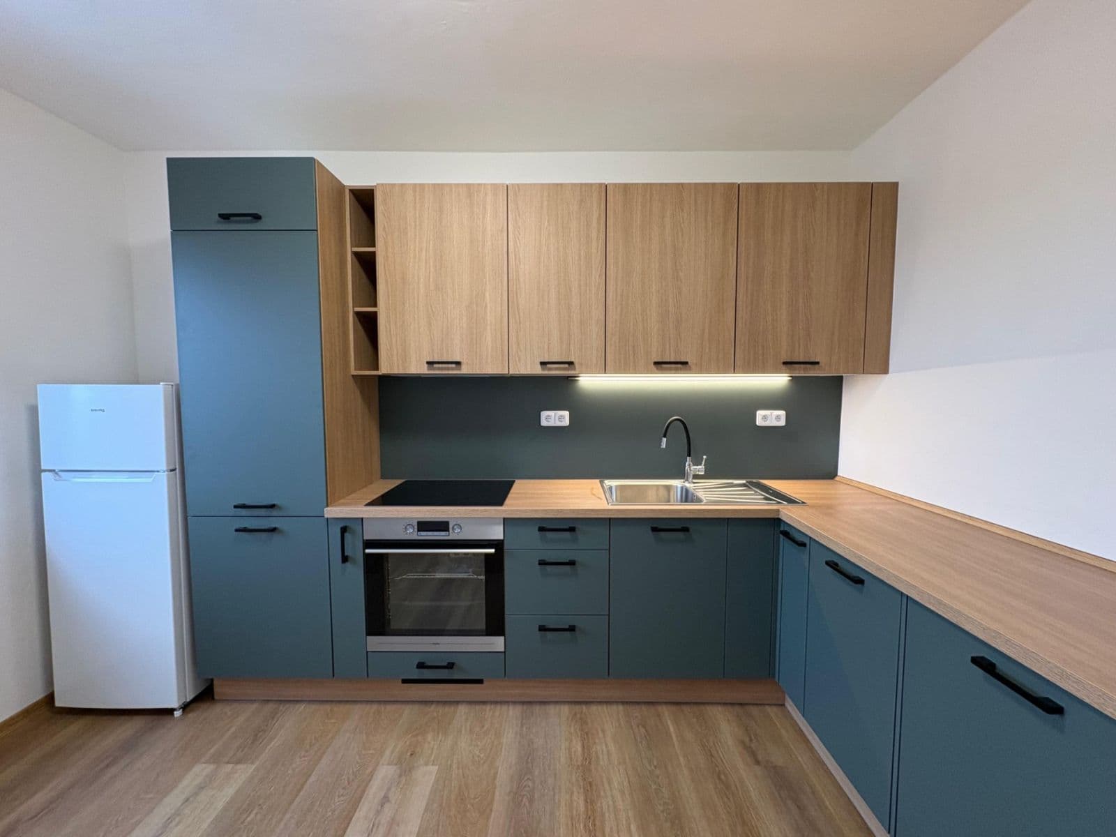 Pronájem bytu 2+1 58 m², Dvořákova, Přerov, Olomoucký kraj Pronájem bytu 2+1 58 m², Dvořákova, Přerov, Olomoucký kraj