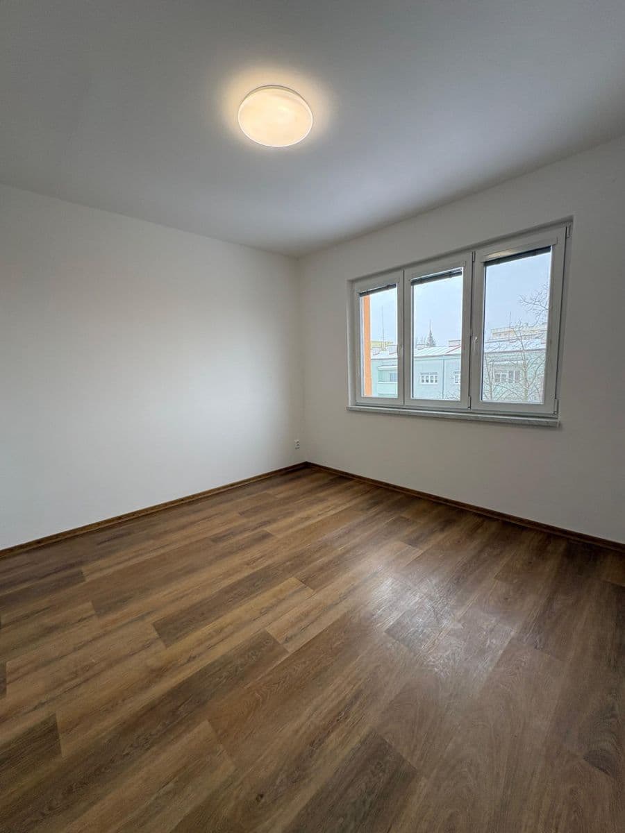 Pronájem bytu 2+1 58 m², Dvořákova, Přerov, Olomoucký kraj Pronájem bytu 2+1 58 m², Dvořákova, Přerov, Olomoucký kraj
