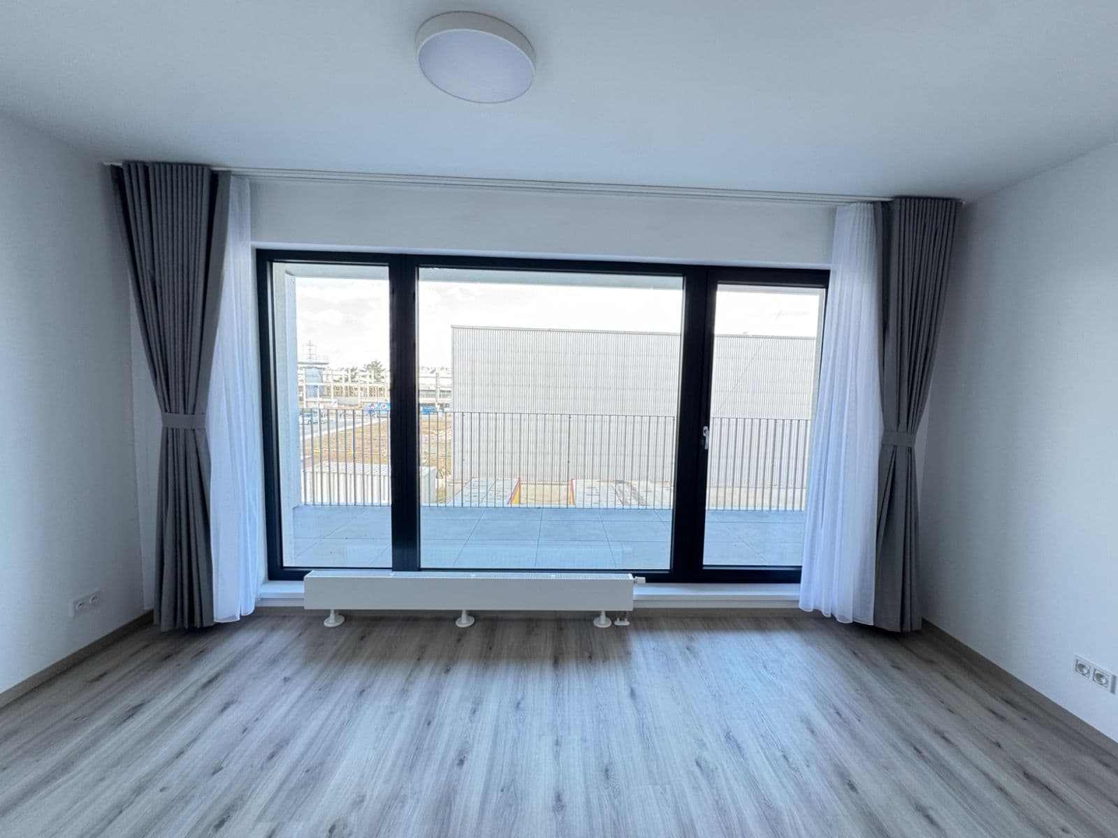 Pronájem bytu 1+kk 35 m², Tupolevova, Praha, Praha Pronájem bytu 1+kk 35 m², Tupolevova, Praha, Praha