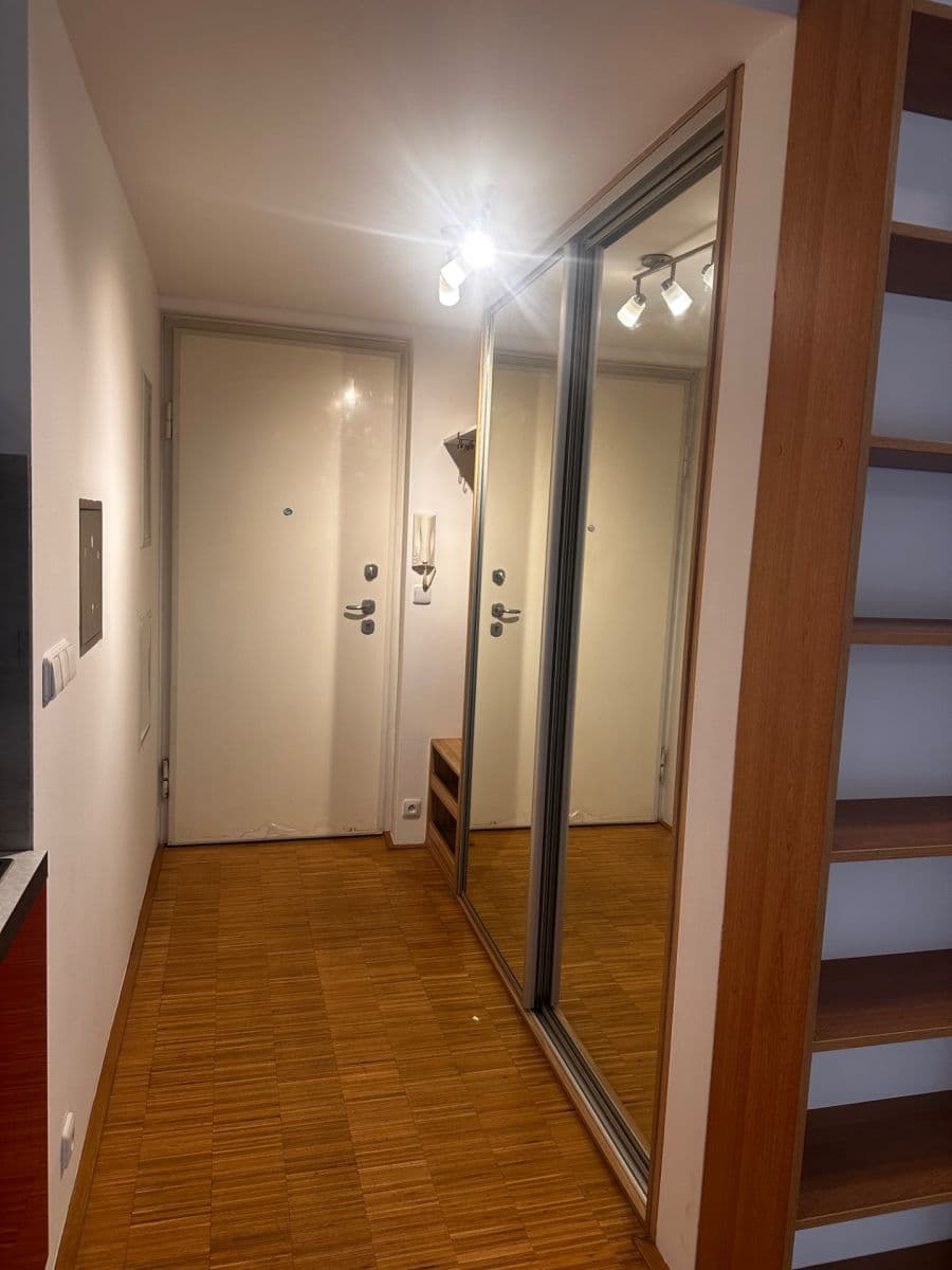 Pronájem bytu 2+kk 68 m², Na Srážku, Praha, Praha Pronájem bytu 2+kk 68 m², Na Srážku, Praha, Praha