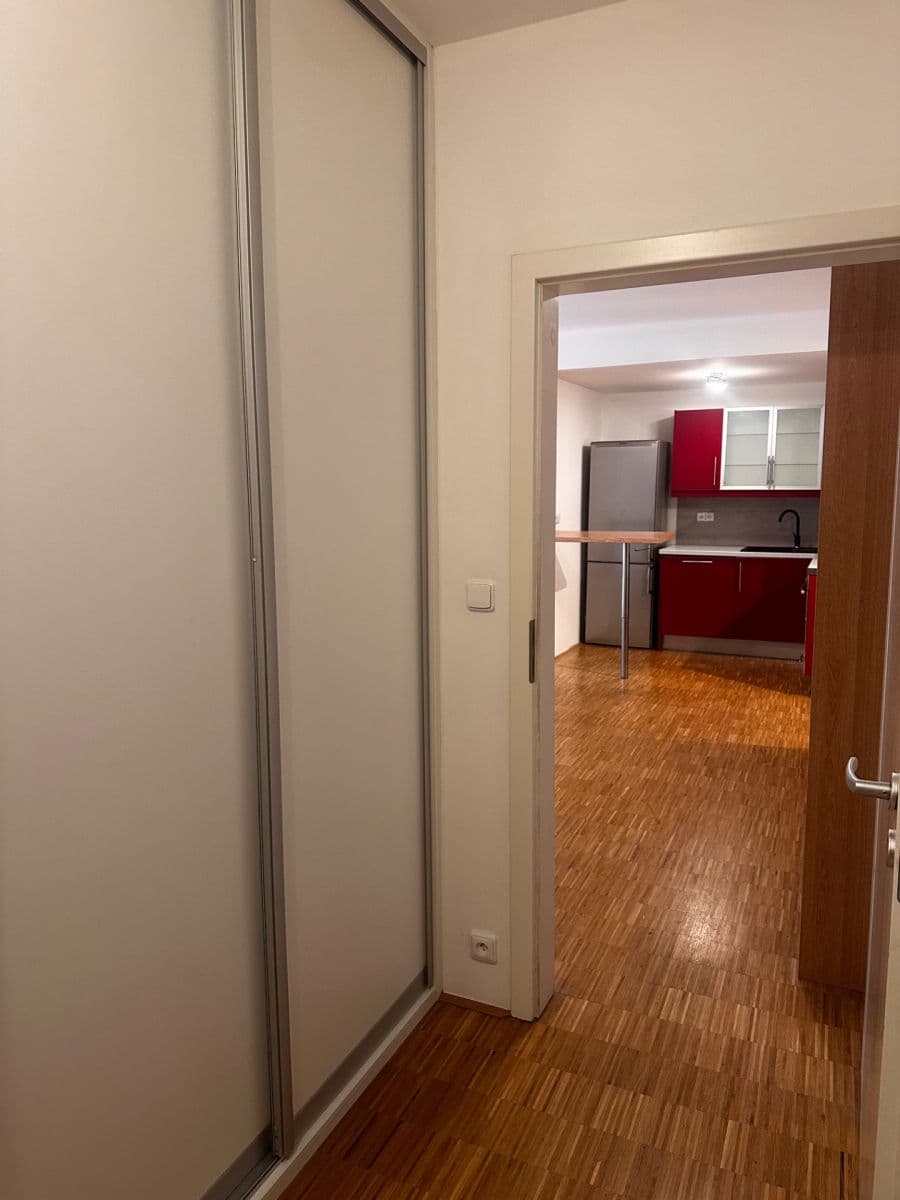 Pronájem bytu 2+kk 68 m², Na Srážku, Praha, Praha Pronájem bytu 2+kk 68 m², Na Srážku, Praha, Praha