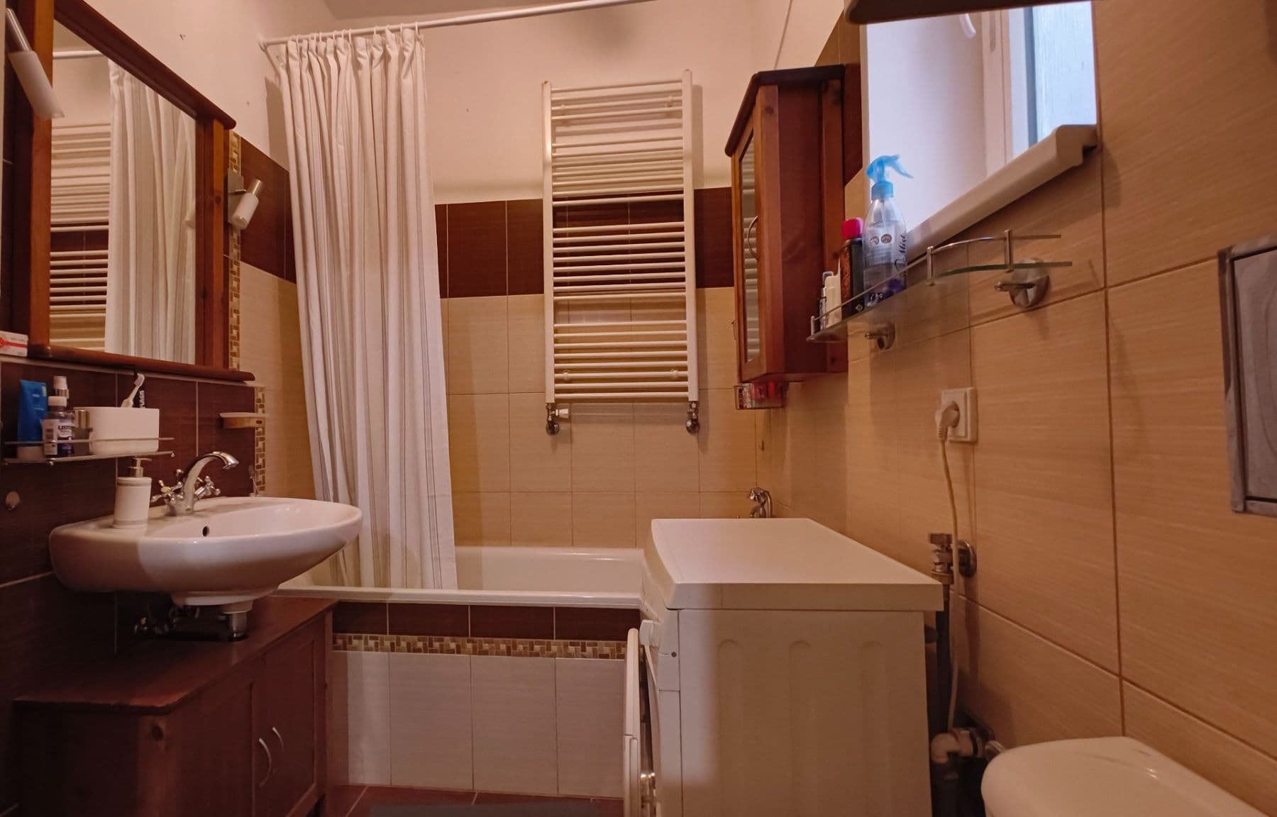 Pronájem bytu 2+kk 45 m², Biskupcova, Praha, Praha Pronájem bytu 2+kk 45 m², Biskupcova, Praha, Praha