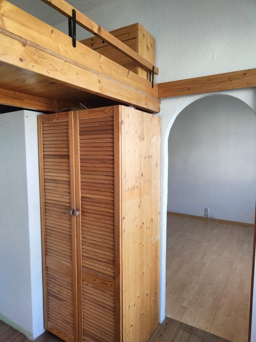 Pronájem bytu 1+1 40 m², Kodaňská, Praha, Praha Pronájem bytu 1+1 40 m², Kodaňská, Praha, Praha