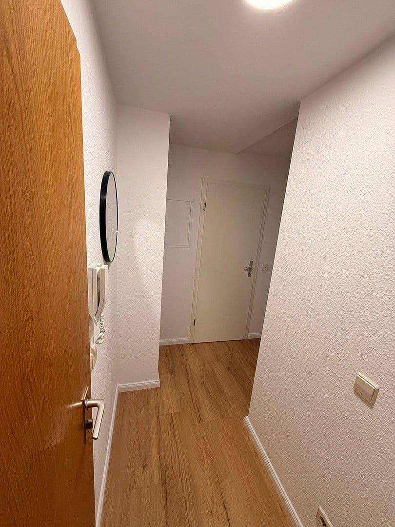 Pronájem bytu 1+1 28 m², In der Neckarhelle 25, Heidelberg, Bádensko-Württembersko Pronájem bytu 1+1 28 m², In der Neckarhelle 25, Heidelberg, Bádensko-Württembersko