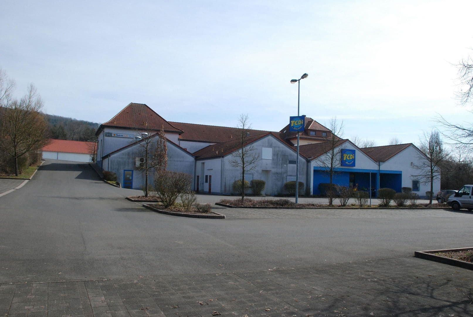 Pronájem nebytového prostoru 6.742 m², Allerburg 19-21, Namborn, Země Sársko Pronájem nebytového prostoru 6.742 m², Allerburg 19-21, Namborn, Země Sársko
