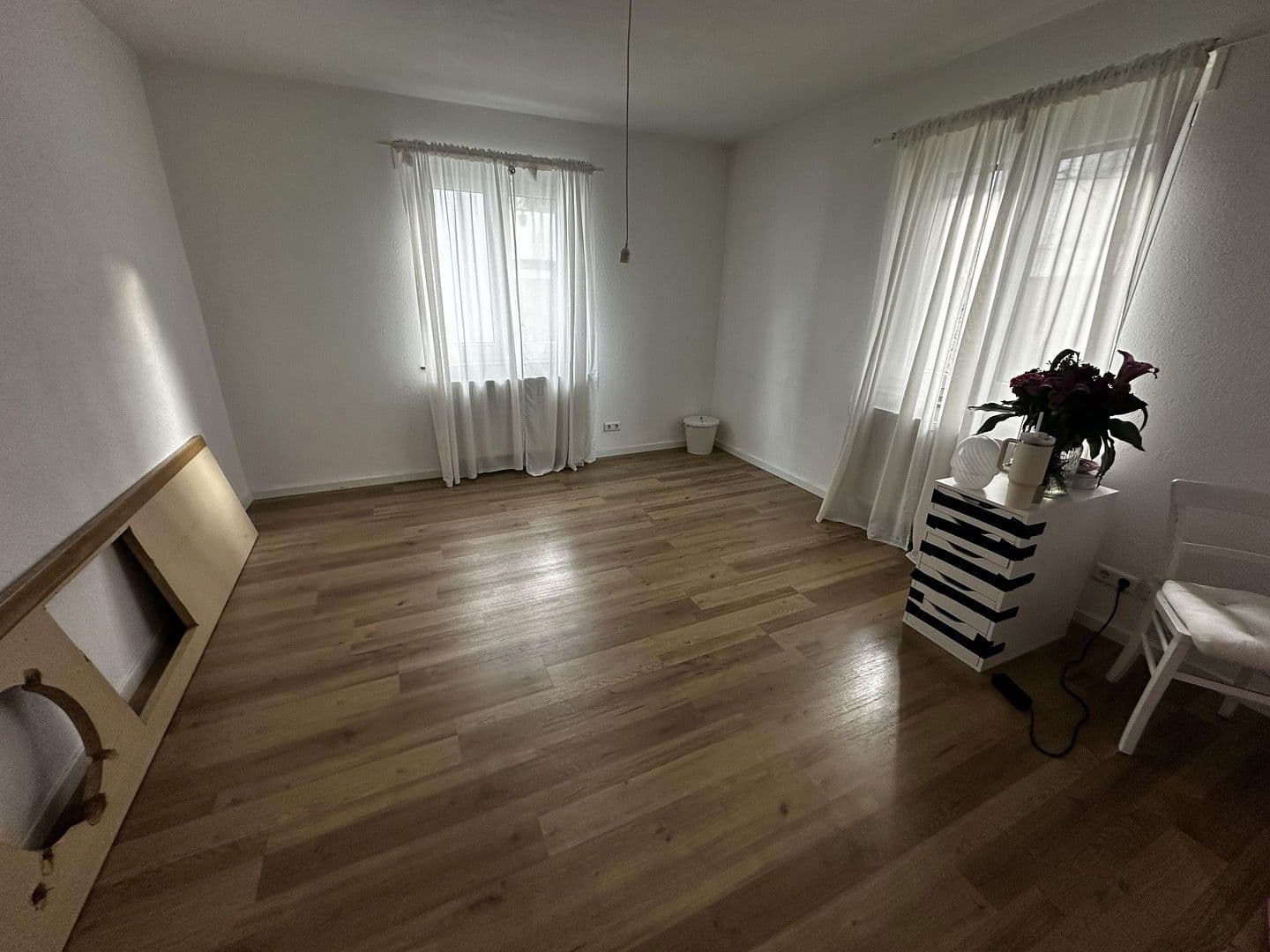 Pronájem bytu 3+1 85 m², Fuchshofstrasse 8, Ludwigsburg, Bádensko-Württembersko Pronájem bytu 3+1 85 m², Fuchshofstrasse 8, Ludwigsburg, Bádensko-Württembersko
