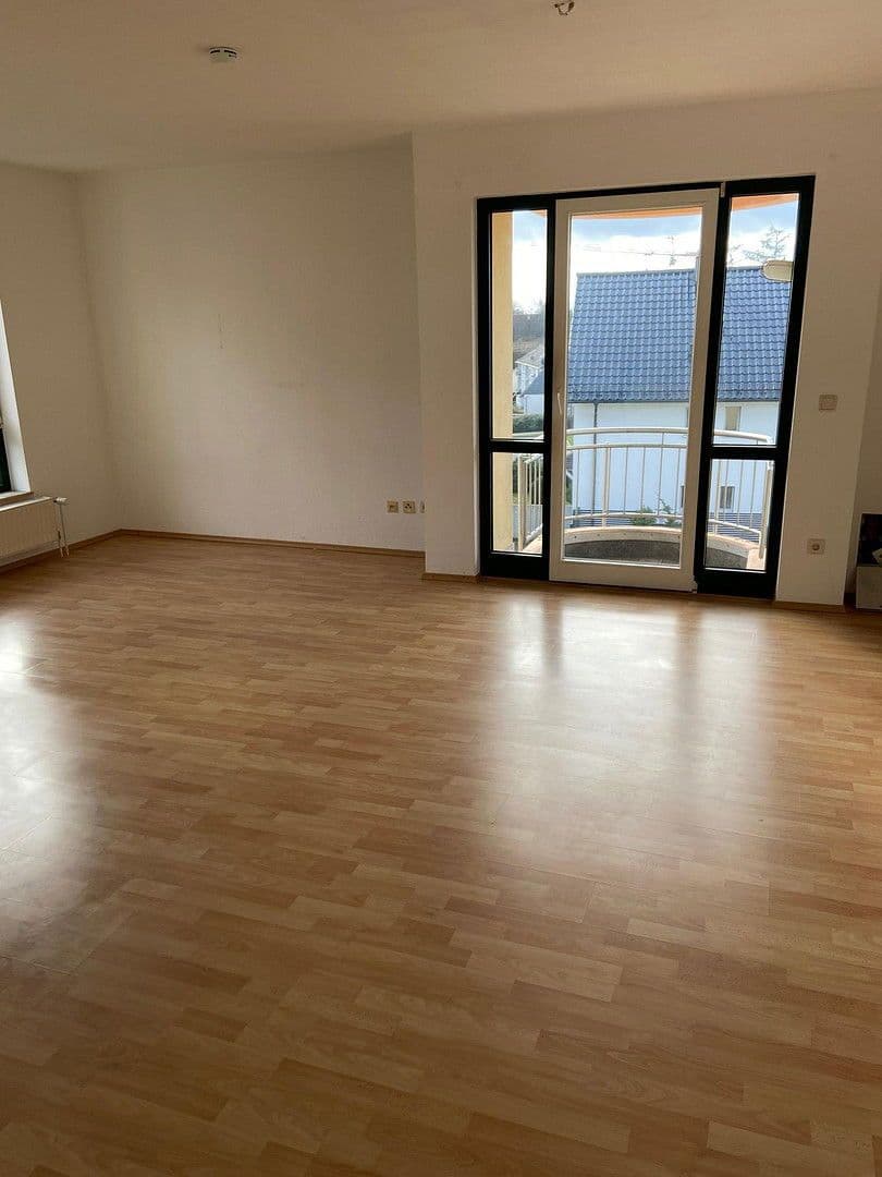 Pronájem bytu 1+1 45 m², Pfarrer-Schaaf-Str., 14a, Neunkirchen-Seelscheid, Severní Porýní-Vestfálsko Pronájem bytu 1+1 45 m², Pfarrer-Schaaf-Str., 14a, Neunkirchen-Seelscheid, Severní Porýní-Vestfálsko