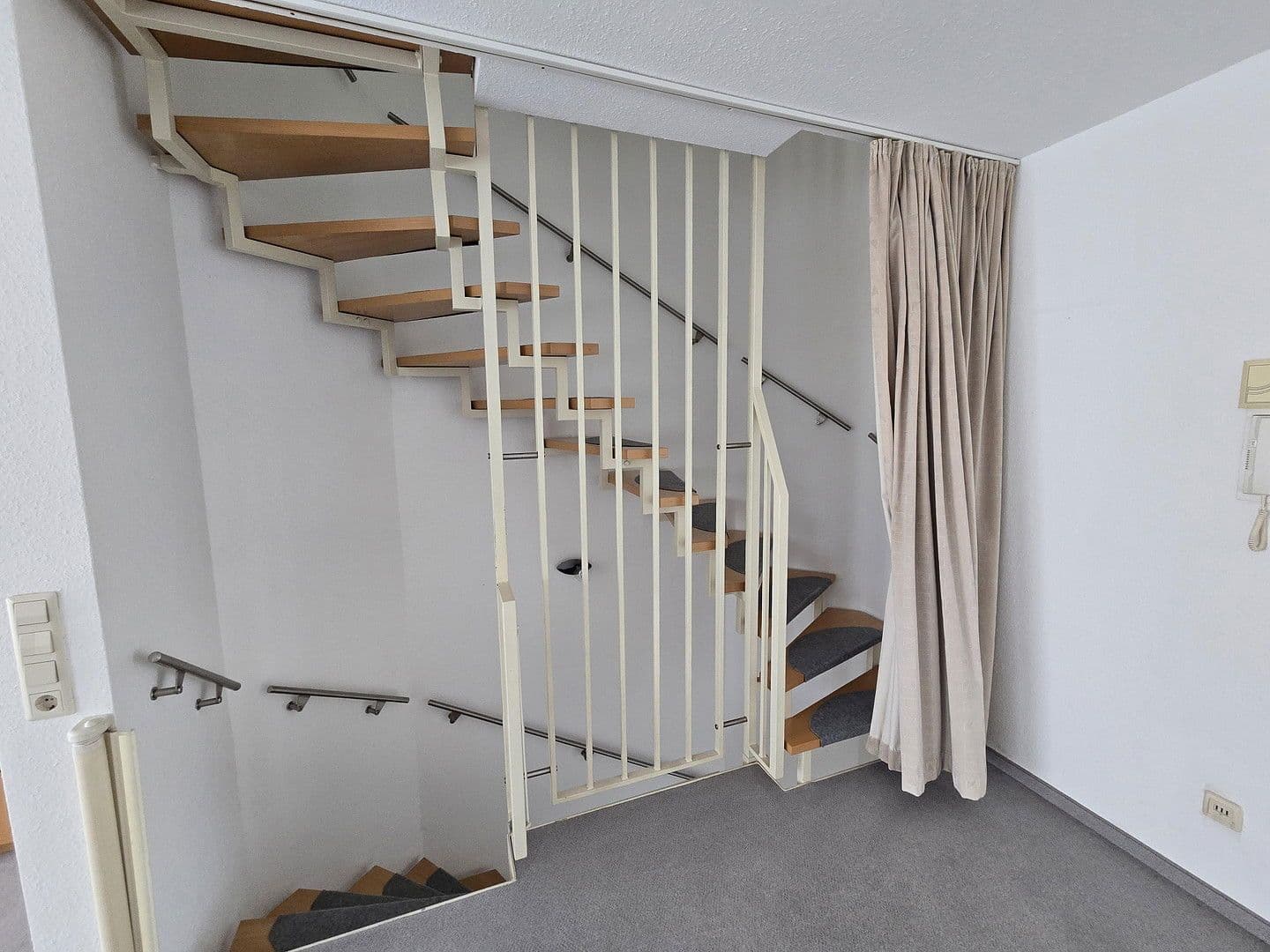 Prodej domu 110 m², pozemek 110 m², Gäufelden, Bádensko-Württembersko Prodej domu 110 m², pozemek 110 m², Gäufelden, Bádensko-Württembersko