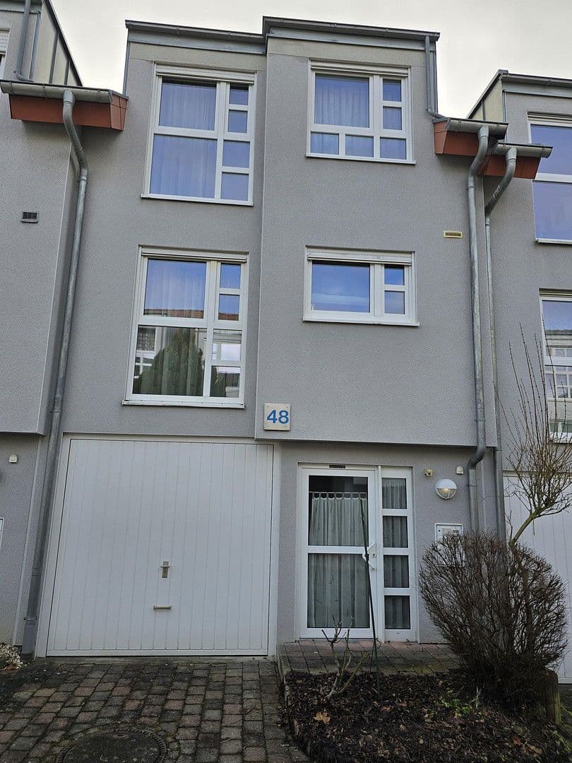 Prodej domu 110 m², pozemek 110 m², Gäufelden, Bádensko-Württembersko Prodej domu 110 m², pozemek 110 m², Gäufelden, Bádensko-Württembersko