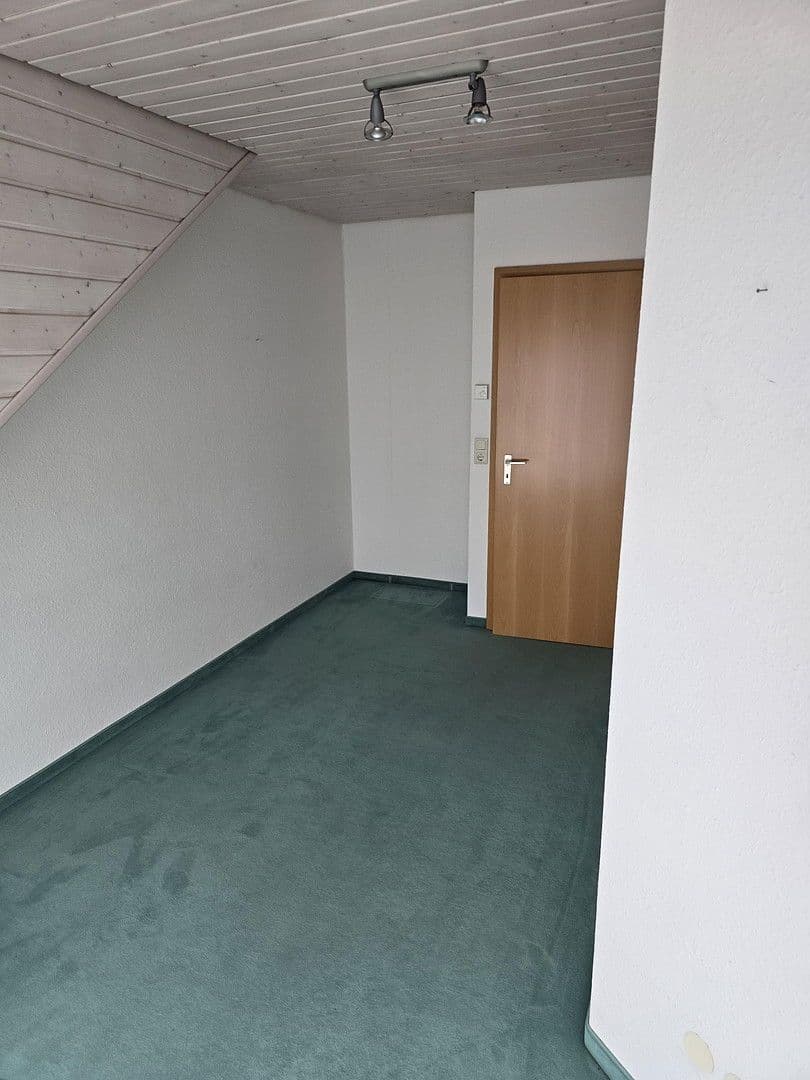 Prodej domu 110 m², pozemek 110 m², Gäufelden, Bádensko-Württembersko Prodej domu 110 m², pozemek 110 m², Gäufelden, Bádensko-Württembersko
