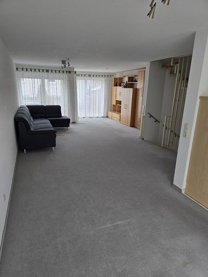 Prodej domu 110 m², pozemek 110 m², Gäufelden, Bádensko-Württembersko Prodej domu 110 m², pozemek 110 m², Gäufelden, Bádensko-Württembersko