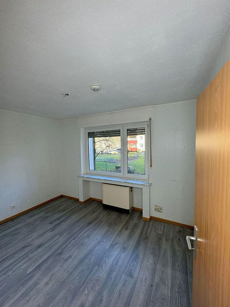 Prodej bytu 3+1 81 m², Albert-Einstein-Str. 23, Duisburg, Severní Porýní-Vestfálsko Prodej bytu 3+1 81 m², Albert-Einstein-Str. 23, Duisburg, Severní Porýní-Vestfálsko