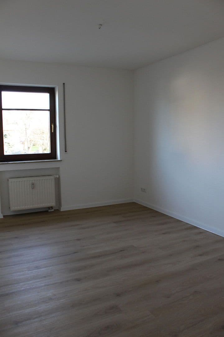 Pronájem bytu 2+1 55 m², Siedlung 18, Wachau, Sasko Pronájem bytu 2+1 55 m², Siedlung 18, Wachau, Sasko