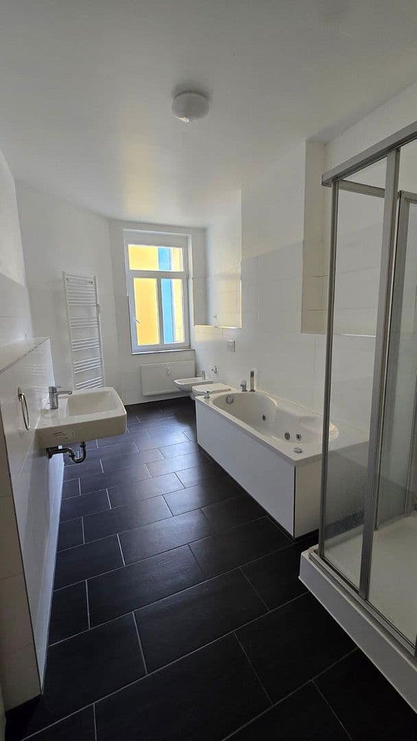 Pronájem bytu 4+1 122 m², Halberstädter Straße, Magdeburg, Sasko-Anhaltsko Pronájem bytu 4+1 122 m², Halberstädter Straße, Magdeburg, Sasko-Anhaltsko