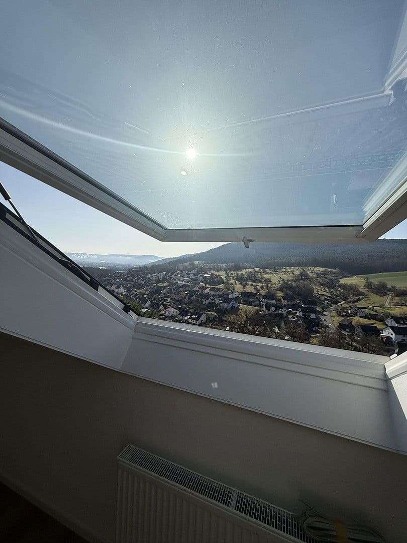 Pronájem bytu 3+1 77 m², Sommerbergstr. 27, Laudenbach, Bavorsko Pronájem bytu 3+1 77 m², Sommerbergstr. 27, Laudenbach, Bavorsko