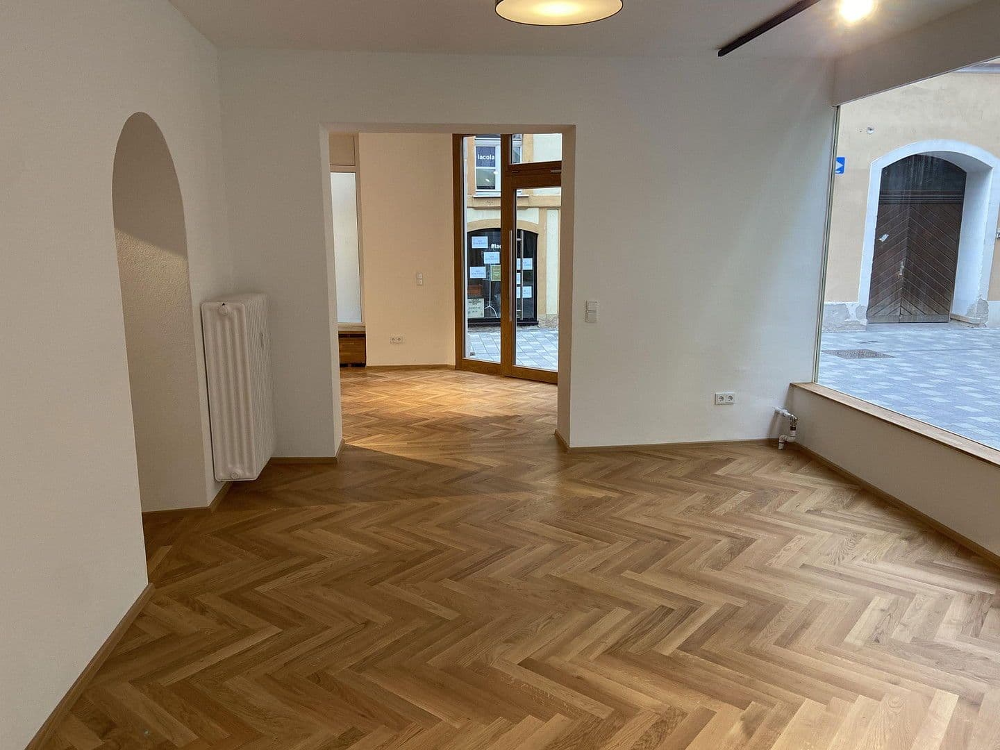 Pronájem nebytového prostoru 95 m², Neustadt 33, Ansbach, Bavorsko Pronájem nebytového prostoru 95 m², Neustadt 33, Ansbach, Bavorsko