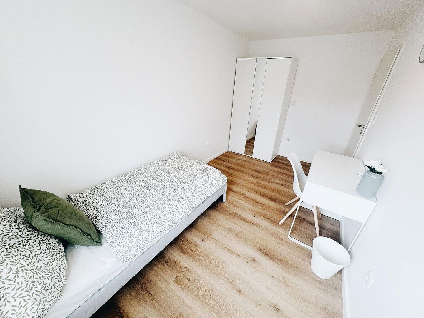 Pronájem bytu 62 m², Mainaustraße 38, München, Bavorsko Pronájem bytu 62 m², Mainaustraße 38, München, Bavorsko